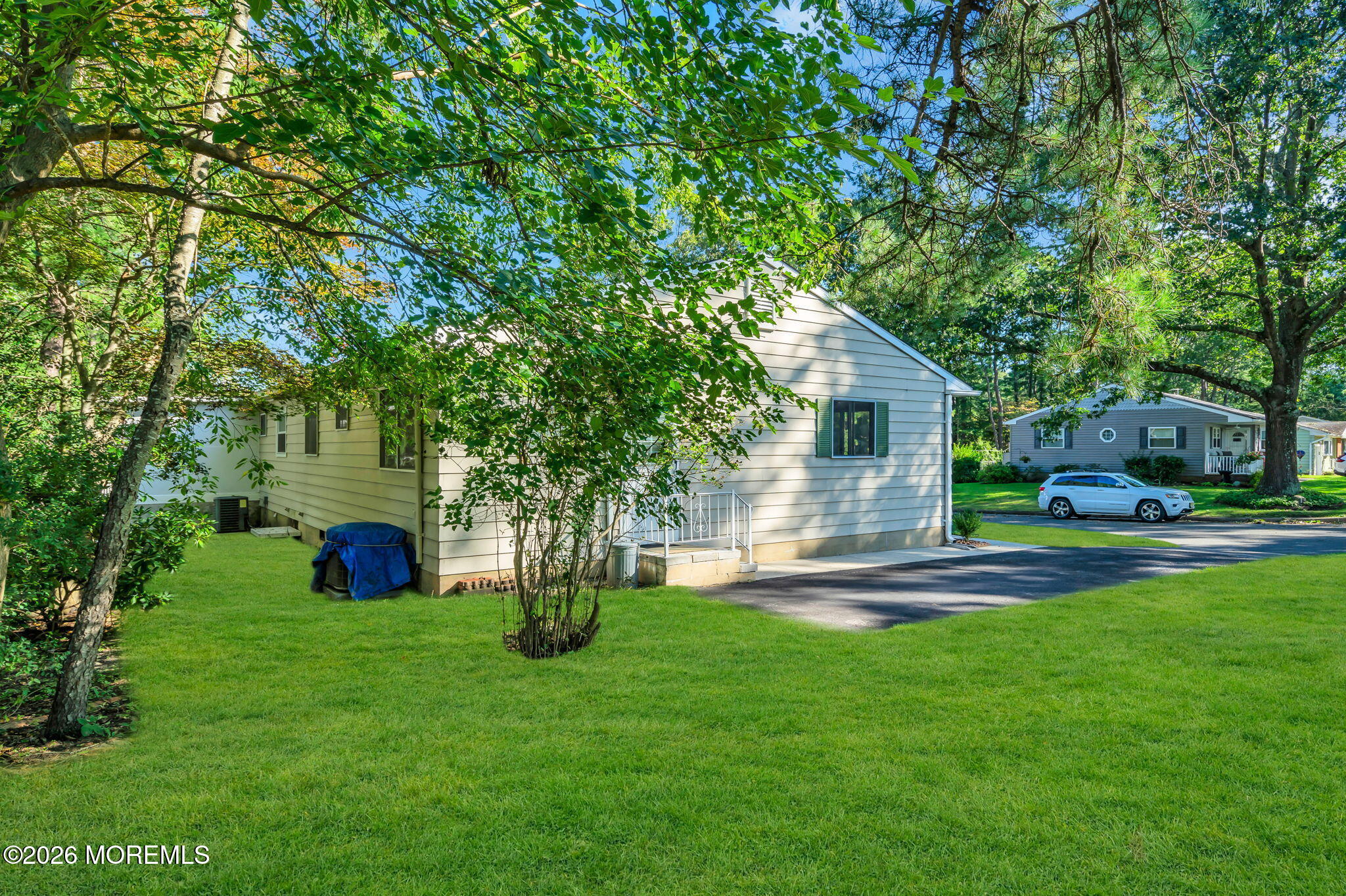 4 B Delaware Way Whiting NJ 08759