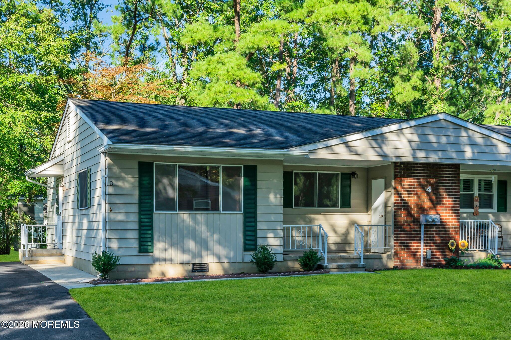 4 B Delaware Way Whiting NJ 08759