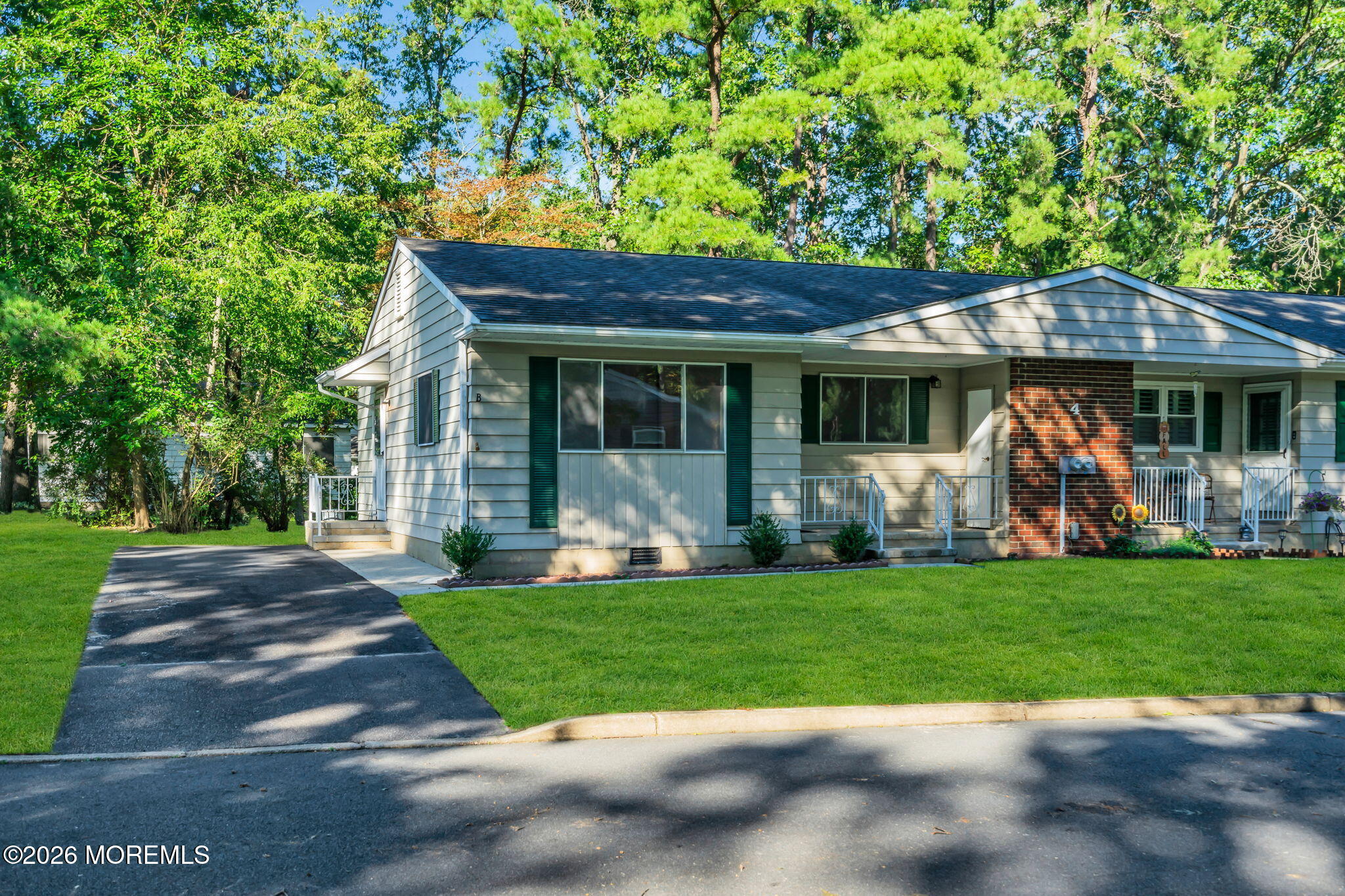 4 B Delaware Way Whiting NJ 08759