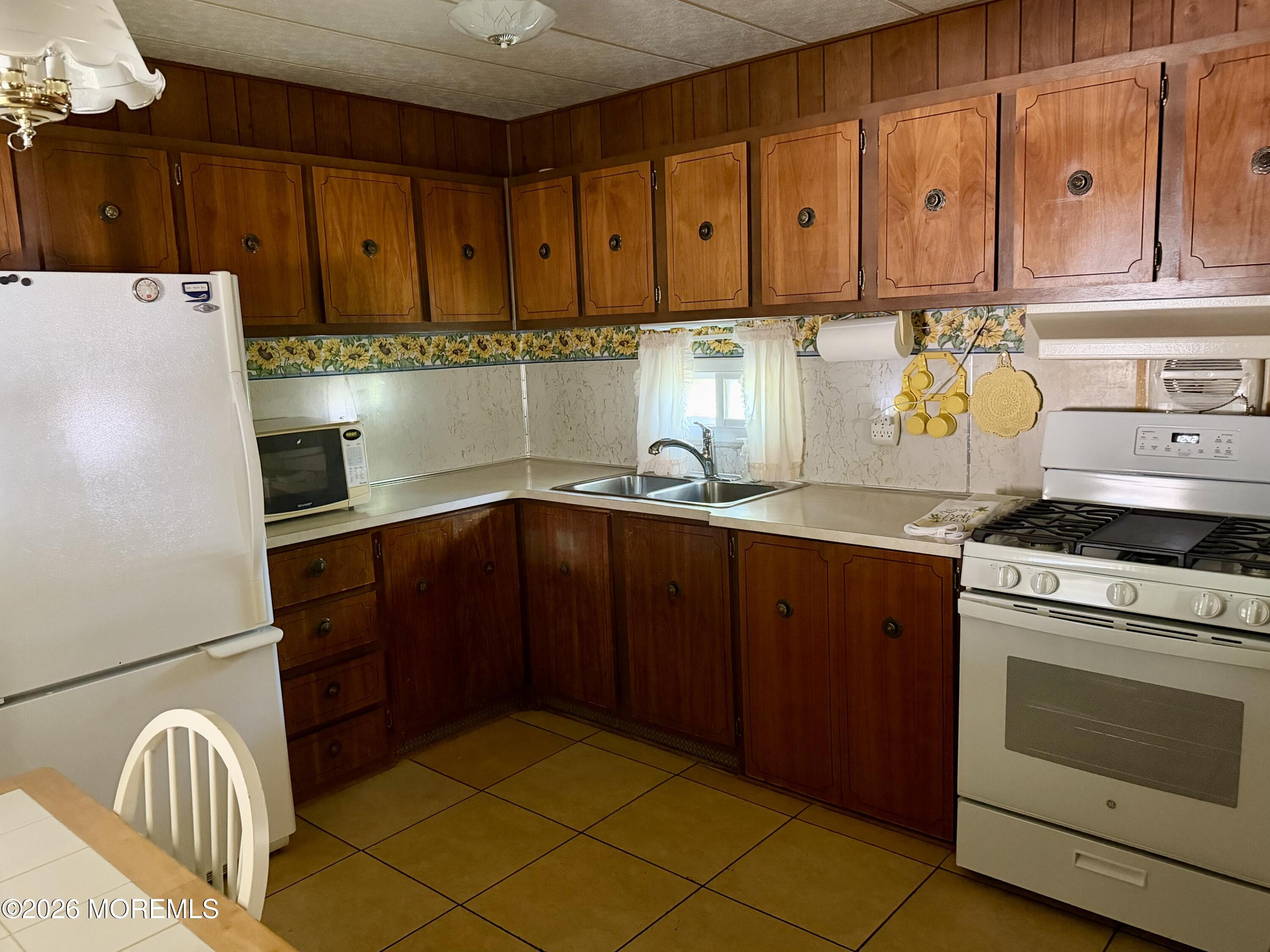 603 Quiet Way Toms River NJ 08755