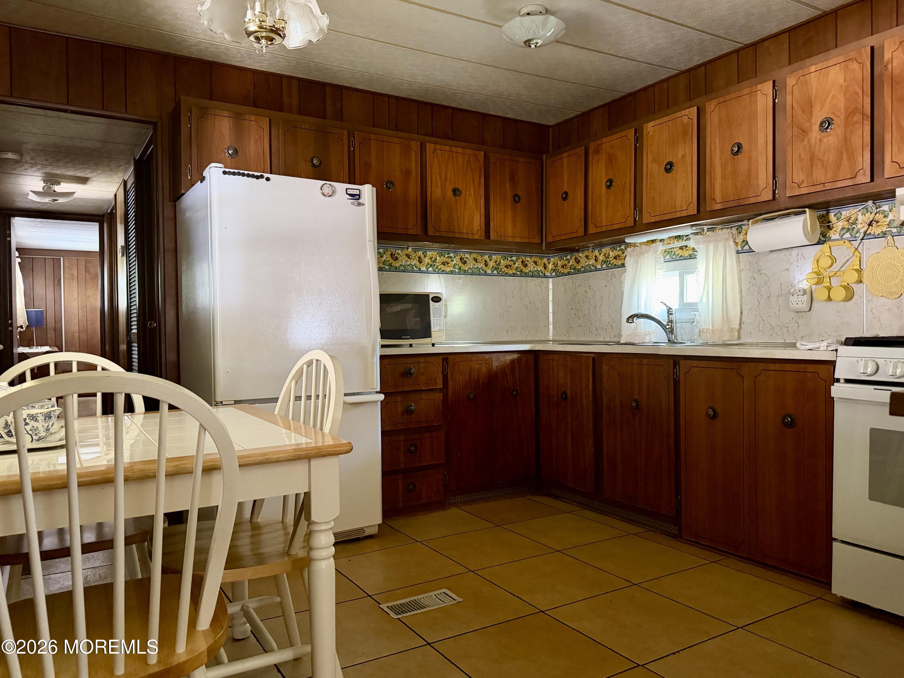 603 Quiet Way Toms River NJ 08755