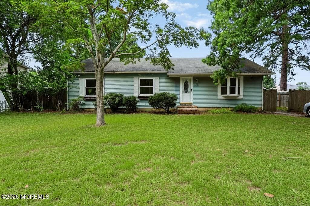 1026 Berkeley Avenue Beachwood NJ 08722