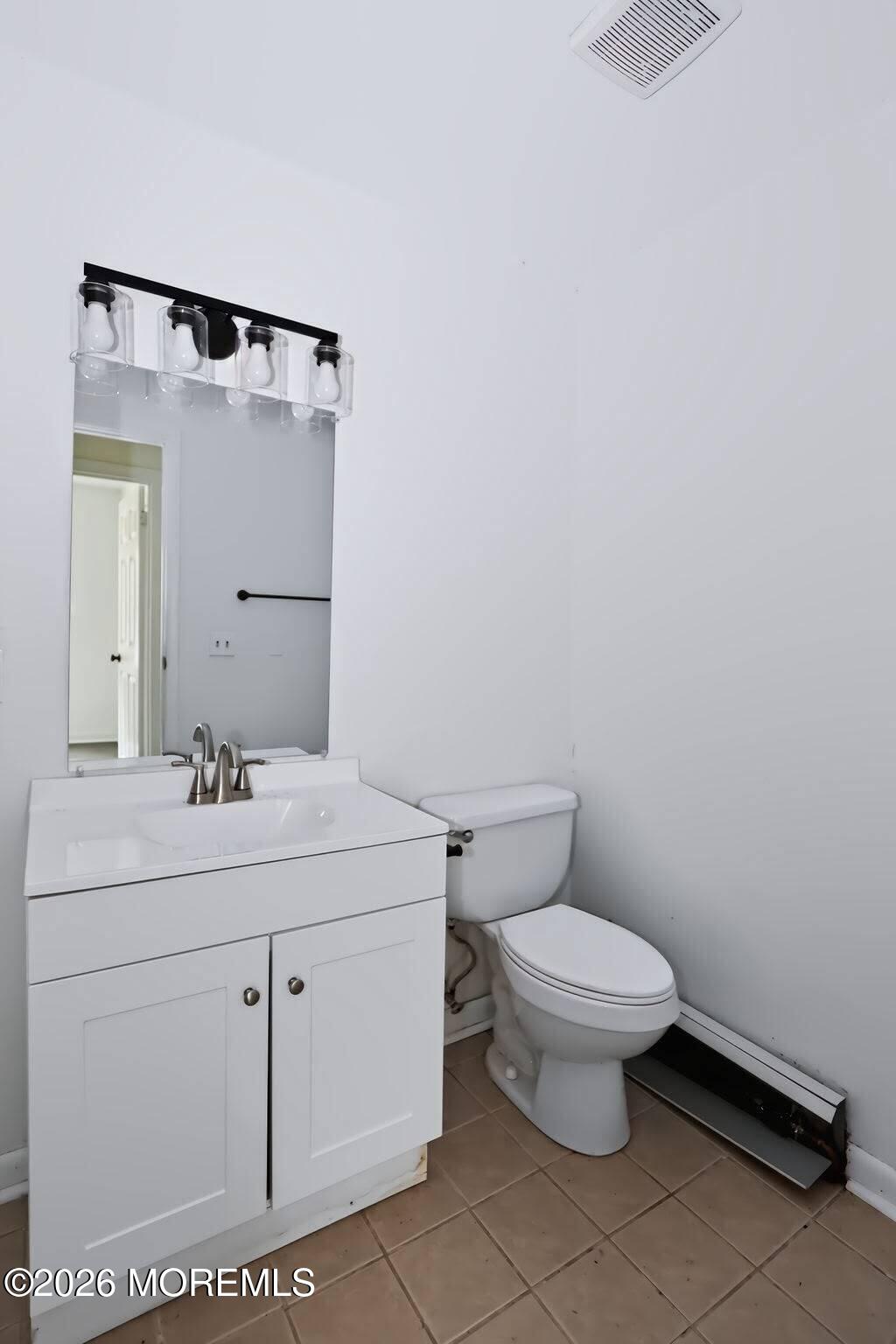 1026 Berkeley Avenue Beachwood NJ 08722