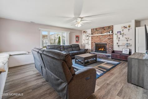 6 Hunterdon Avenue Monroe NJ 08831