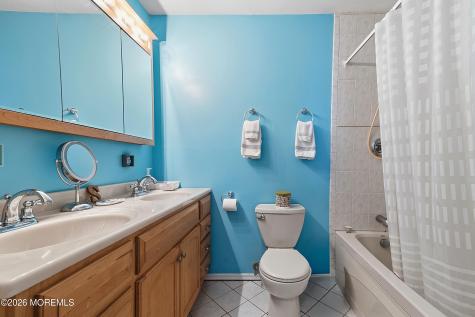 6 Hunterdon Avenue Monroe NJ 08831