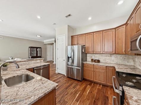 1 Bay Hill Road Jackson NJ 08527