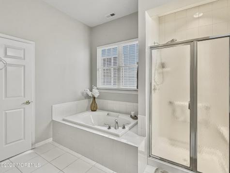 1 Bay Hill Road Jackson NJ 08527