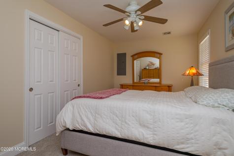 6 Avast Avenue Barnegat NJ 08005