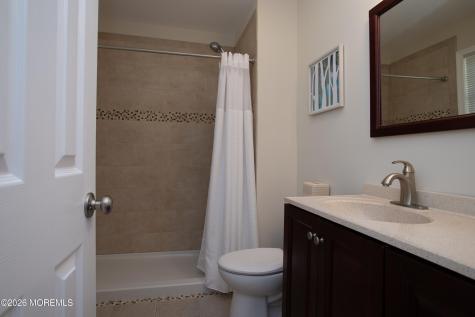 6 Avast Avenue Barnegat NJ 08005