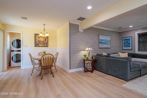 6 Avast Avenue Barnegat NJ 08005