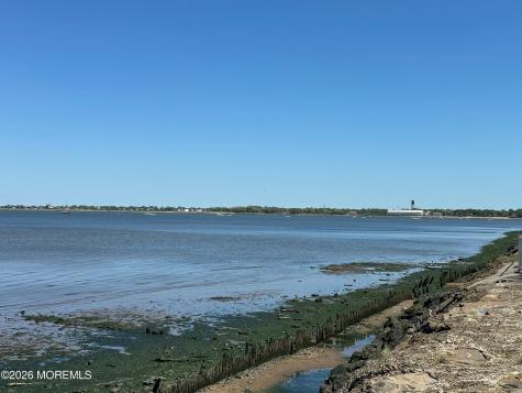 92 Woodland Drive Keyport NJ 07735