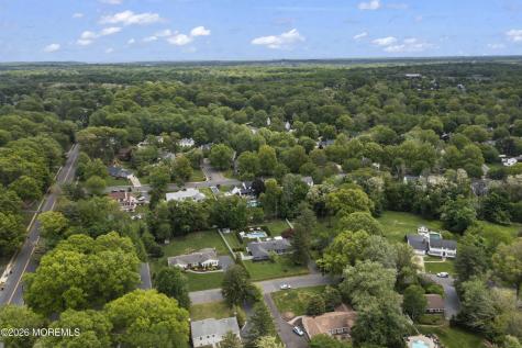17 Ballantine Road Middletown NJ 07748