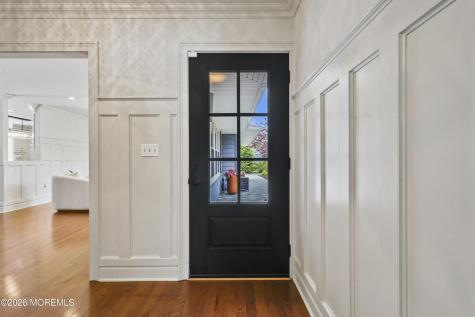 17 Ballantine Road Middletown NJ 07748