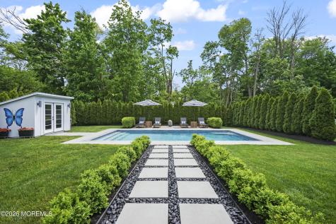17 Ballantine Road Middletown NJ 07748