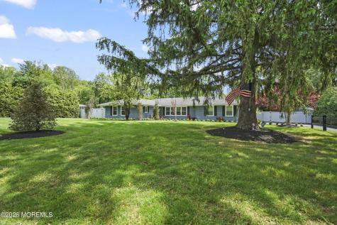 17 Ballantine Road Middletown NJ 07748