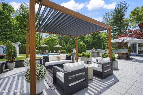 17 Ballantine Road Middletown NJ 07748