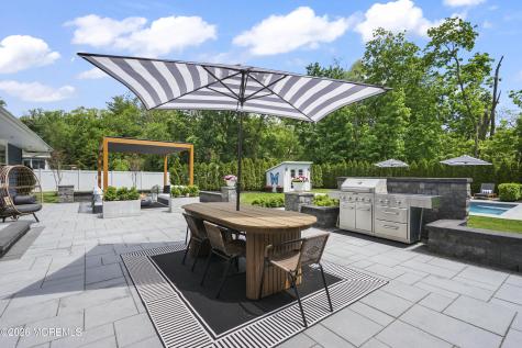 17 Ballantine Road Middletown NJ 07748