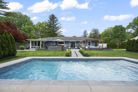 17 Ballantine Road Middletown NJ 07748