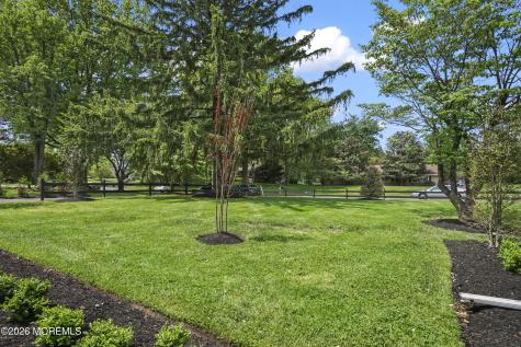 17 Ballantine Road Middletown NJ 07748