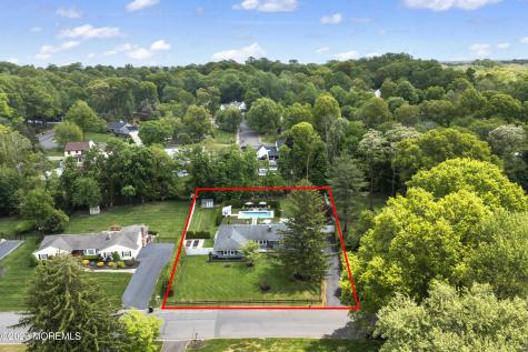 17 Ballantine Road Middletown NJ 07748
