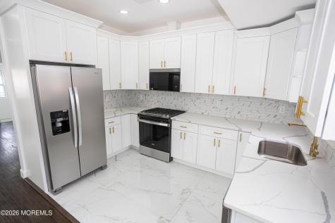 25 Menlo Avenue Metuchen NJ 08840
