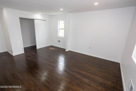 25 Menlo Avenue Metuchen NJ 08840
