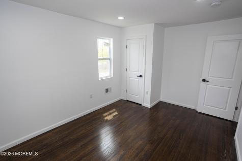 25 Menlo Avenue Metuchen NJ 08840