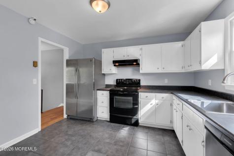 46 Balloch Place Red Bank NJ 07701