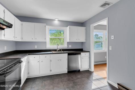 46 Balloch Place Red Bank NJ 07701