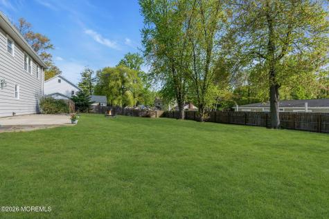 46 Balloch Place Red Bank NJ 07701