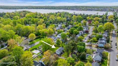 46 Balloch Place Red Bank NJ 07701