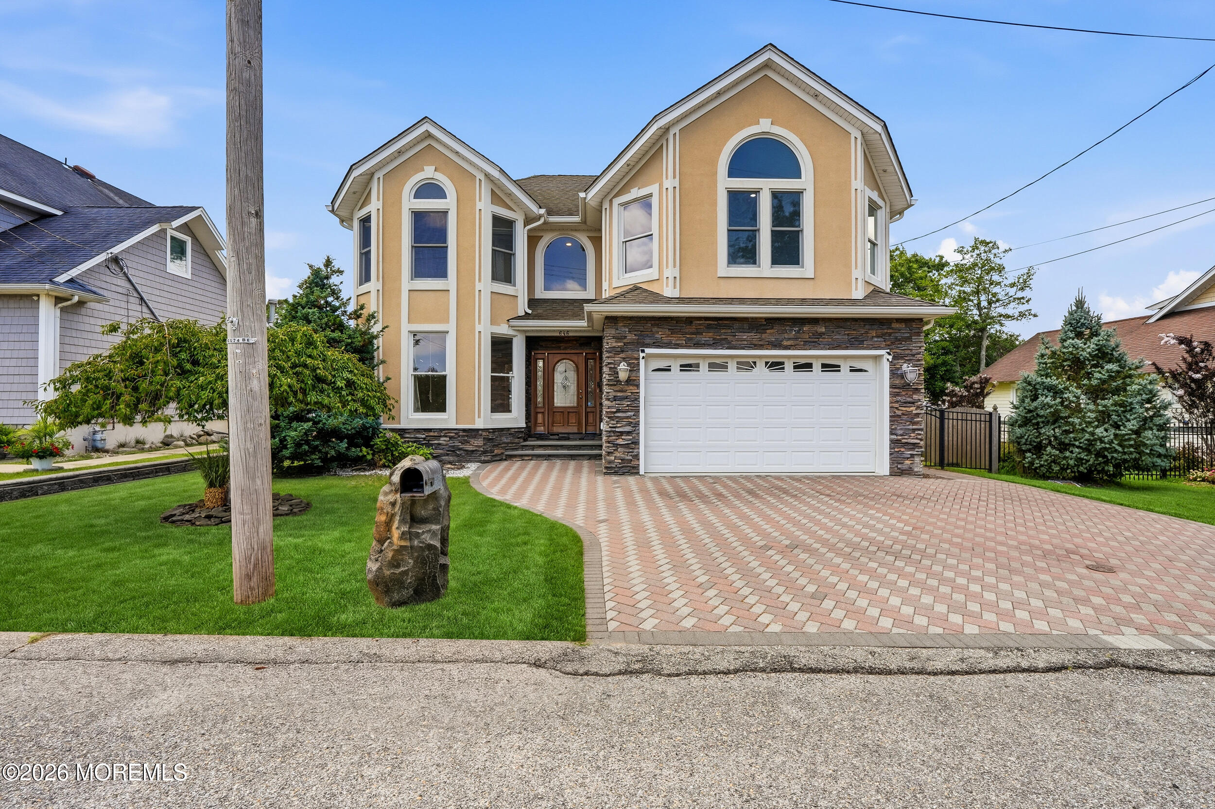 646 Compass Avenue Beachwood NJ 08722