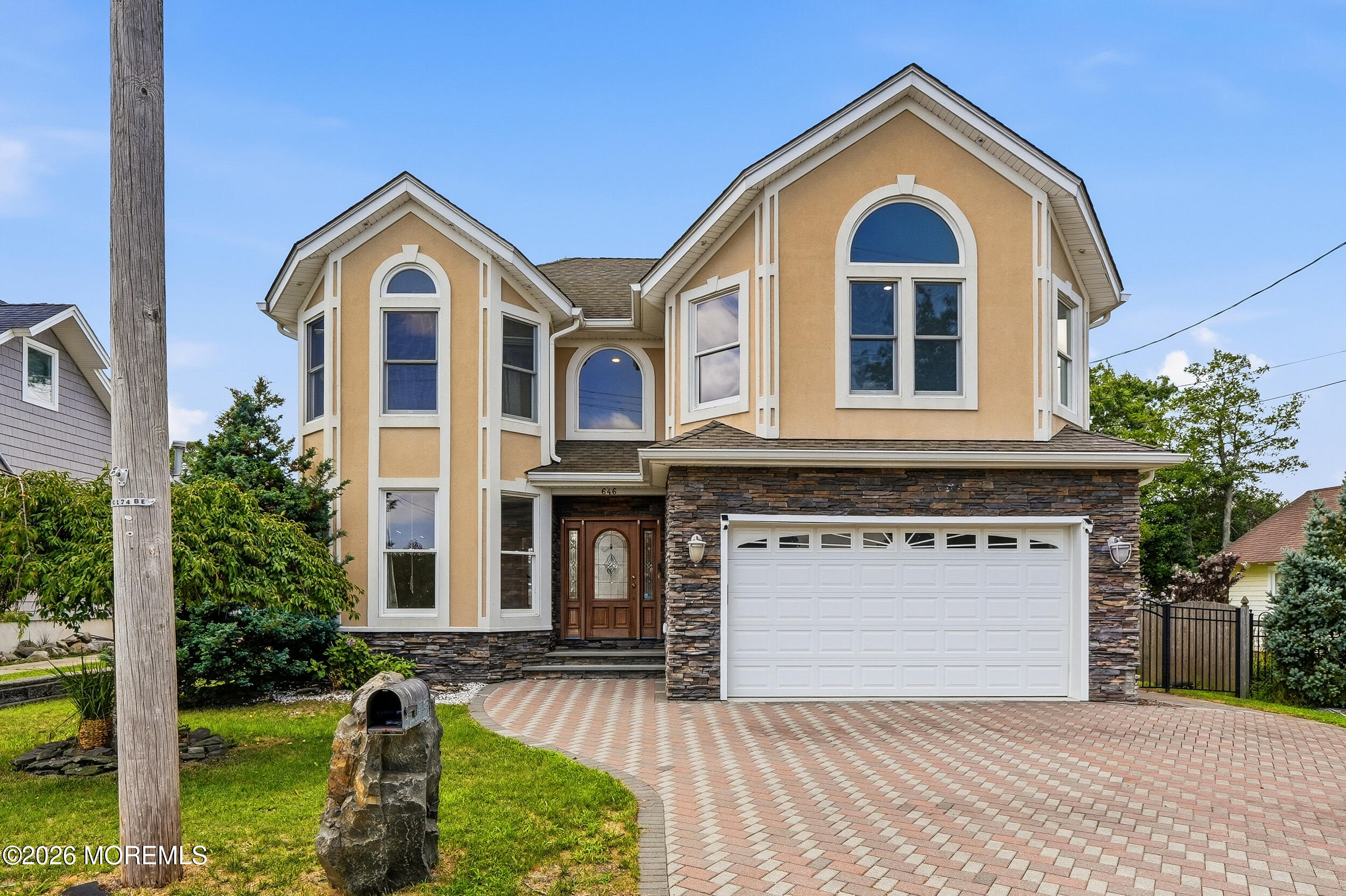 646 Compass Avenue Beachwood NJ 08722