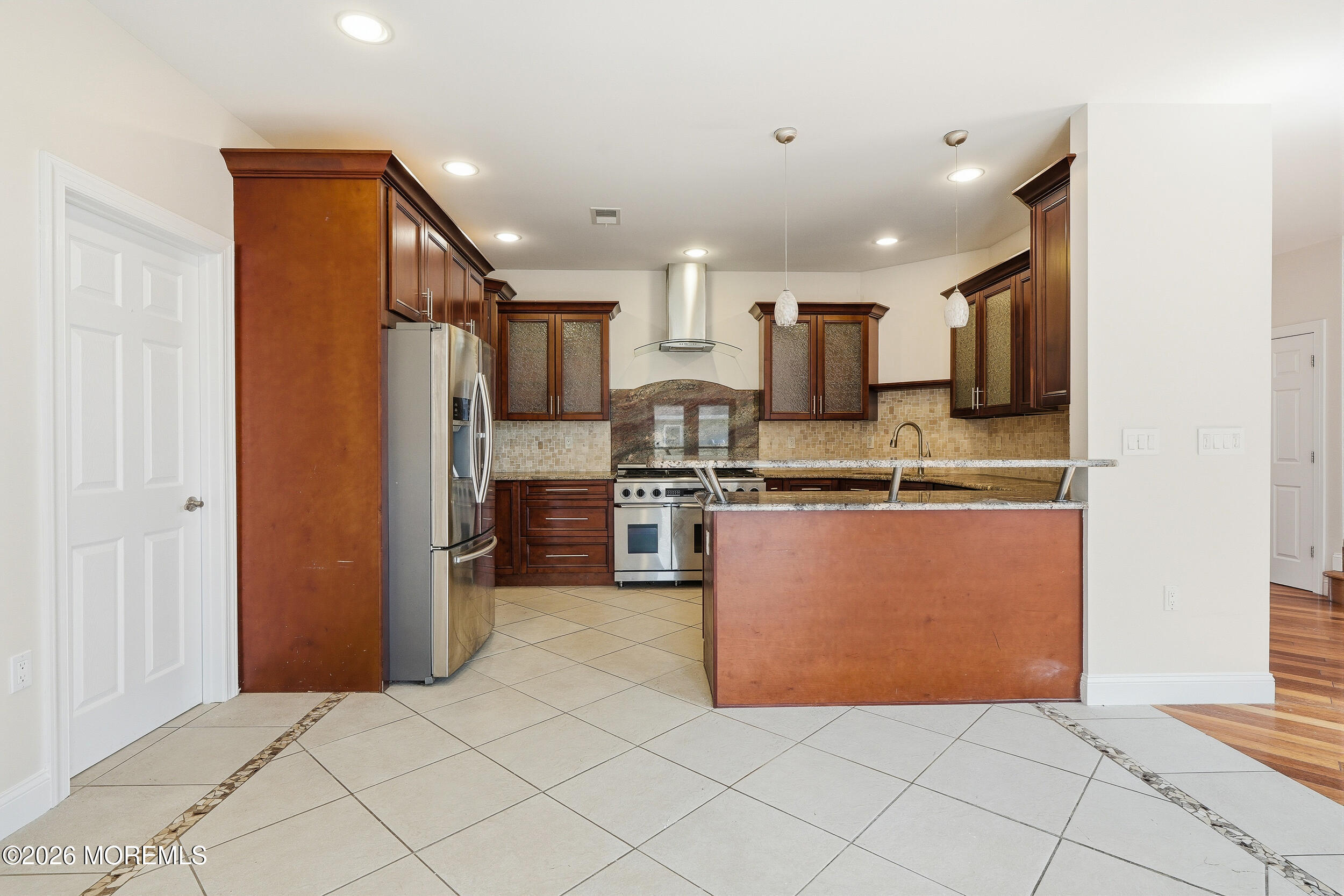 646 Compass Avenue Beachwood NJ 08722