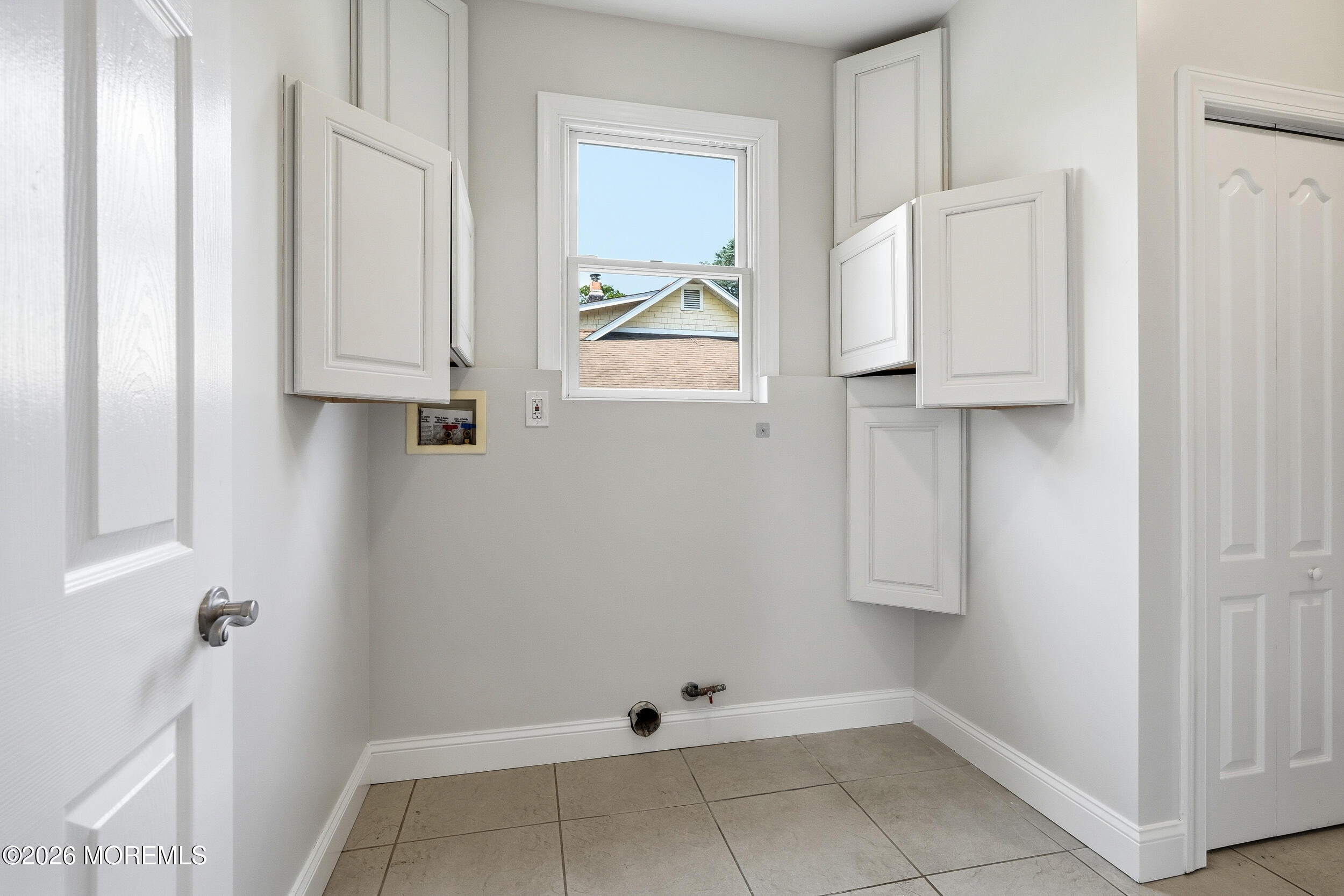 646 Compass Avenue Beachwood NJ 08722