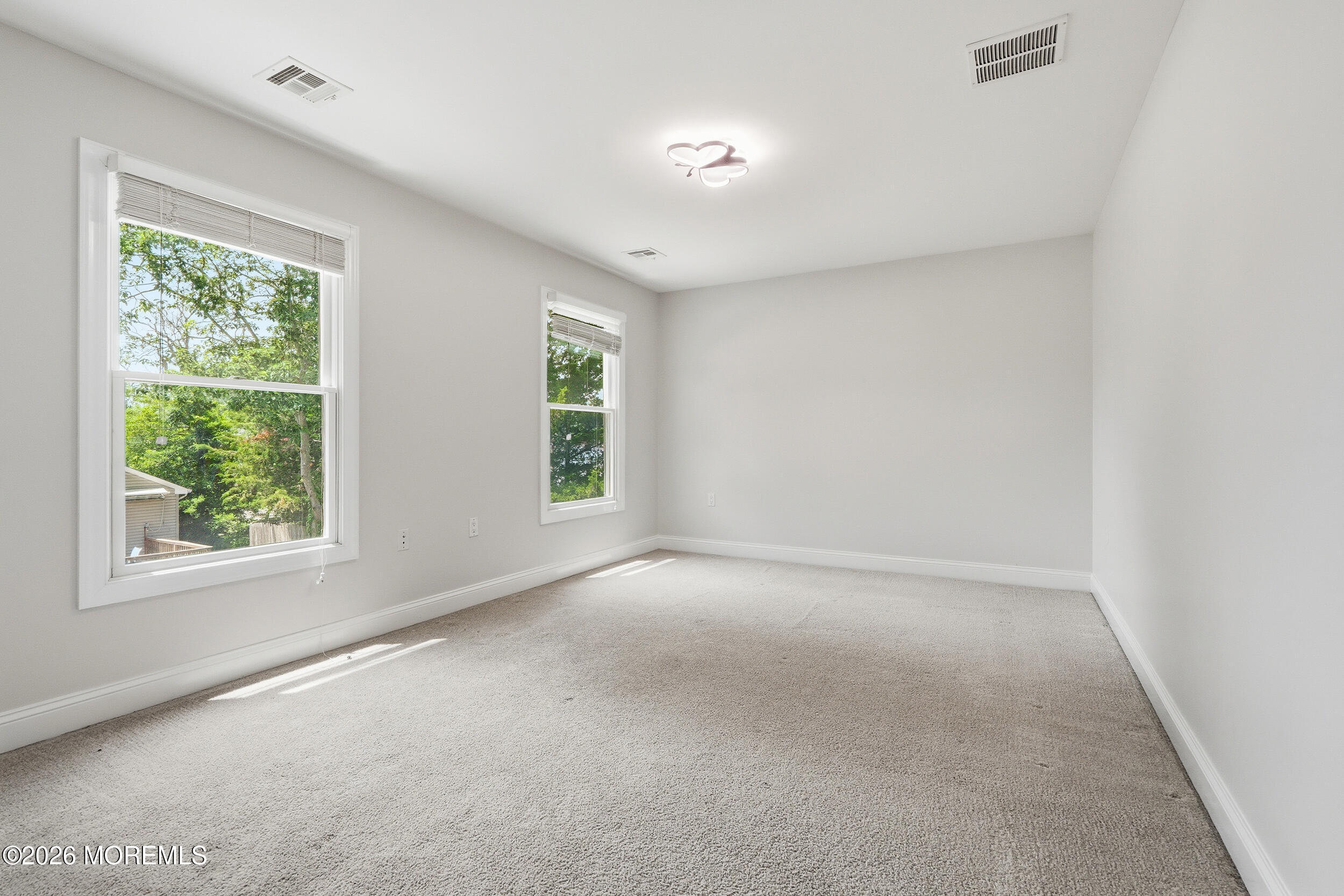 646 Compass Avenue Beachwood NJ 08722