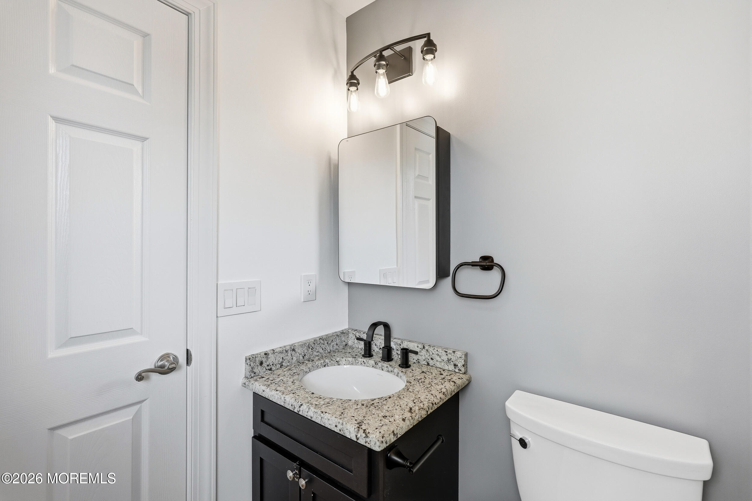 646 Compass Avenue Beachwood NJ 08722