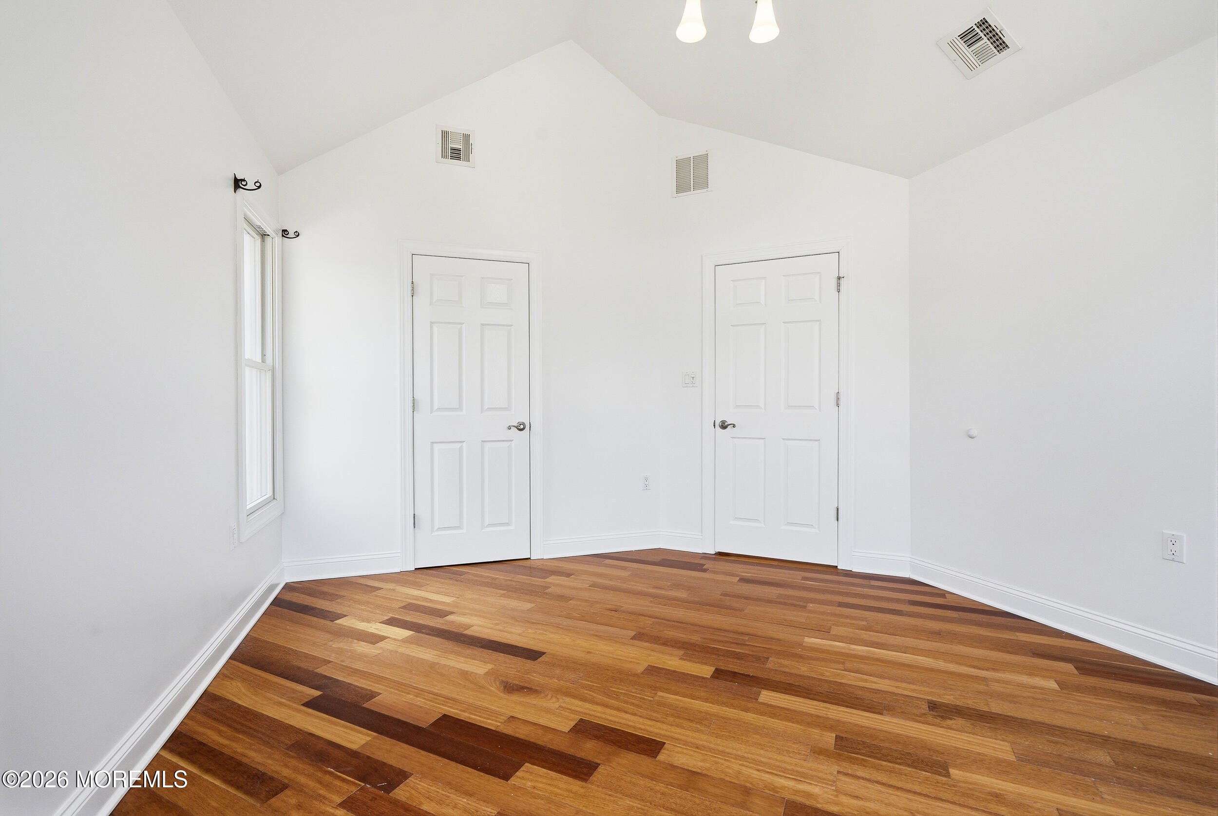 646 Compass Avenue Beachwood NJ 08722