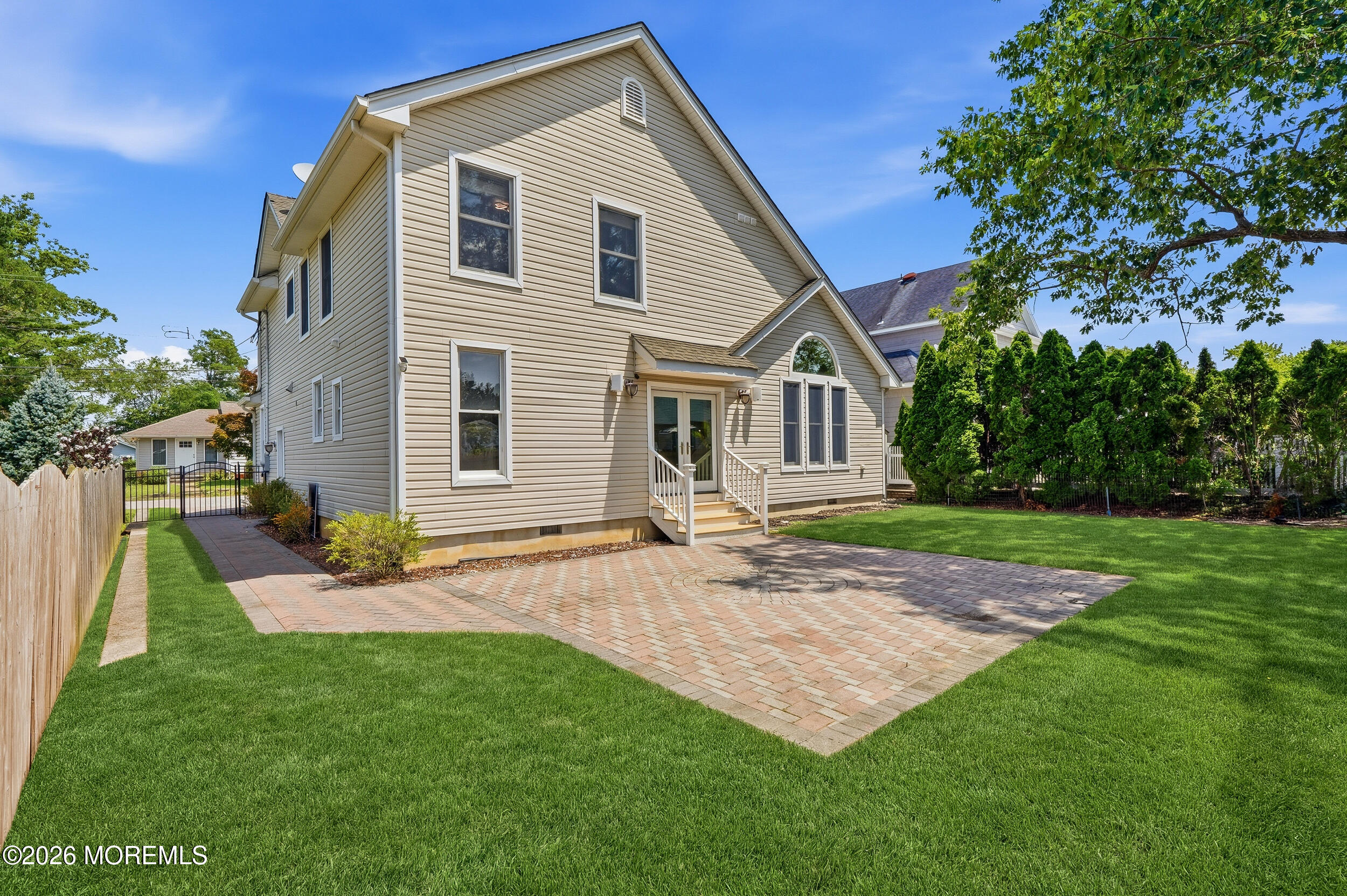 646 Compass Avenue Beachwood NJ 08722