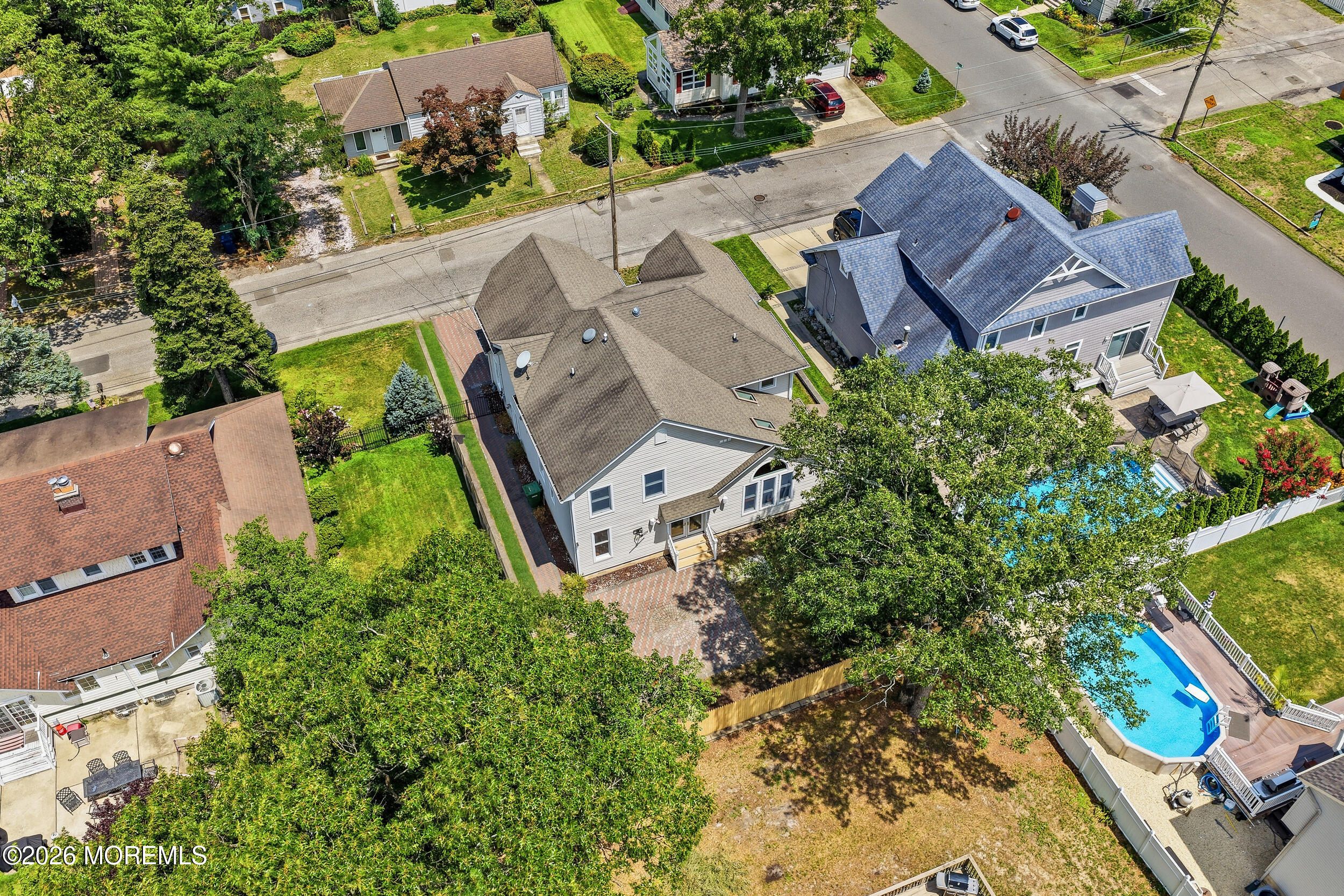 646 Compass Avenue Beachwood NJ 08722