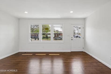28 Gem Avenue Toms River NJ 08755