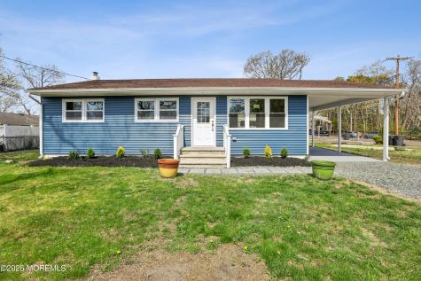 28 Gem Avenue Toms River NJ 08755