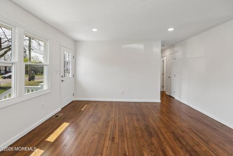 28 Gem Avenue Toms River NJ 08755