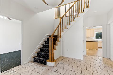 402 Twin Oaks Drive Lakewood NJ 08701