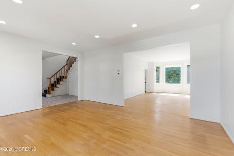 402 Twin Oaks Drive Lakewood NJ 08701