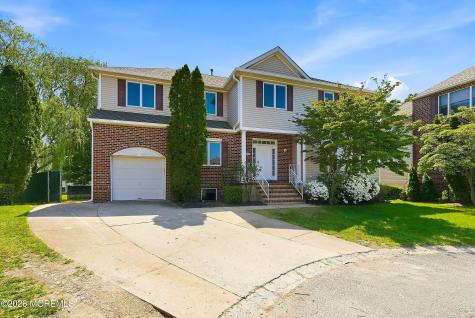 402 Twin Oaks Drive Lakewood NJ 08701