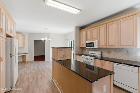 402 Twin Oaks Drive Lakewood NJ 08701
