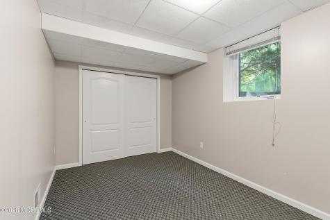 402 Twin Oaks Drive Lakewood NJ 08701