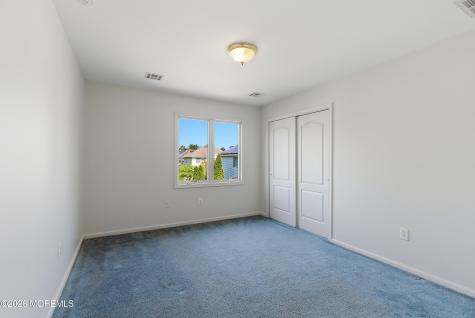 402 Twin Oaks Drive Lakewood NJ 08701