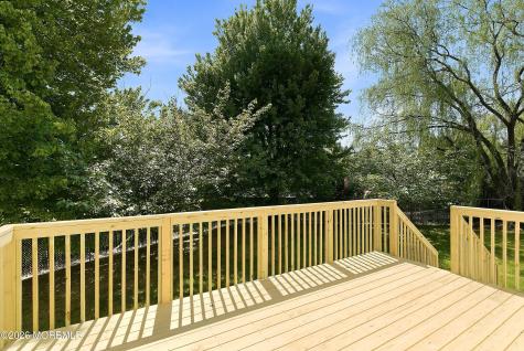 402 Twin Oaks Drive Lakewood NJ 08701
